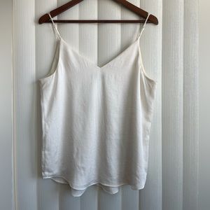 Express loose fit tank in off white. Size medium.